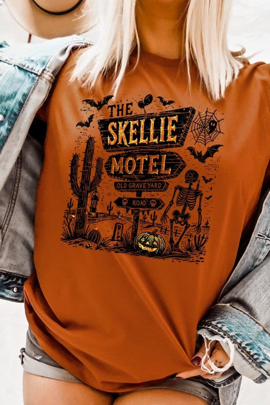Skellie Motel Halloween Graphic Plus Tee