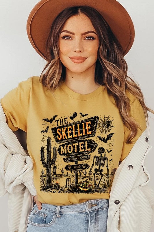 Skellie Motel Halloween Graphic Plus Tee