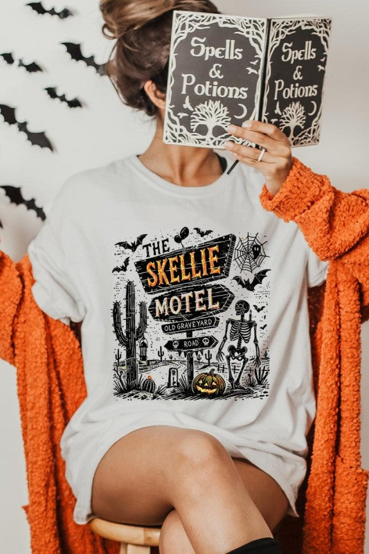 Skellie Motel Halloween Graphic Plus Tee