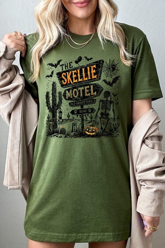 Skellie Motel Halloween Graphic Plus Tee