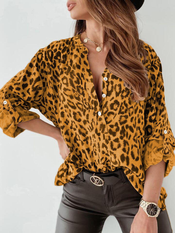 Leona – Trendy Leopard Print Blouse