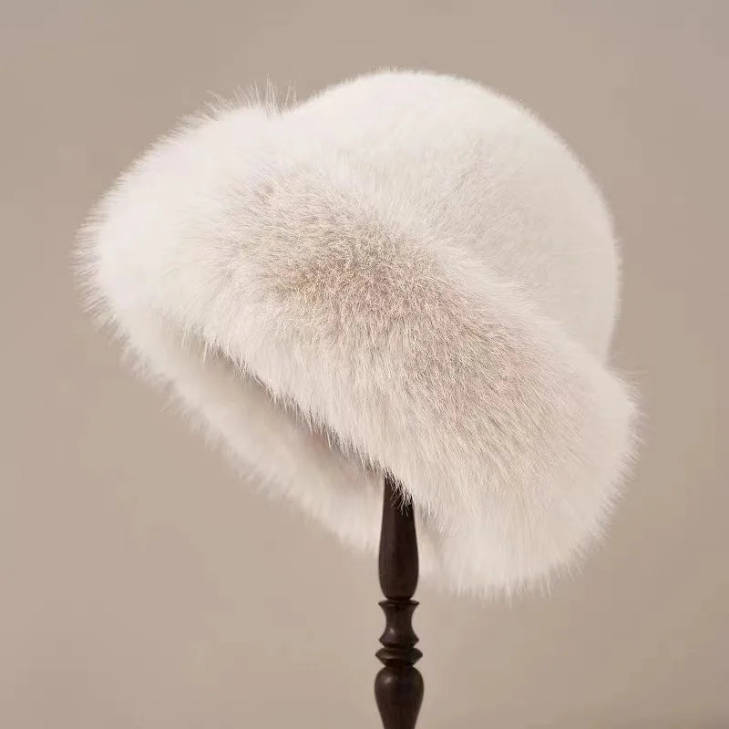 Daisy – Elegant Winter Hat