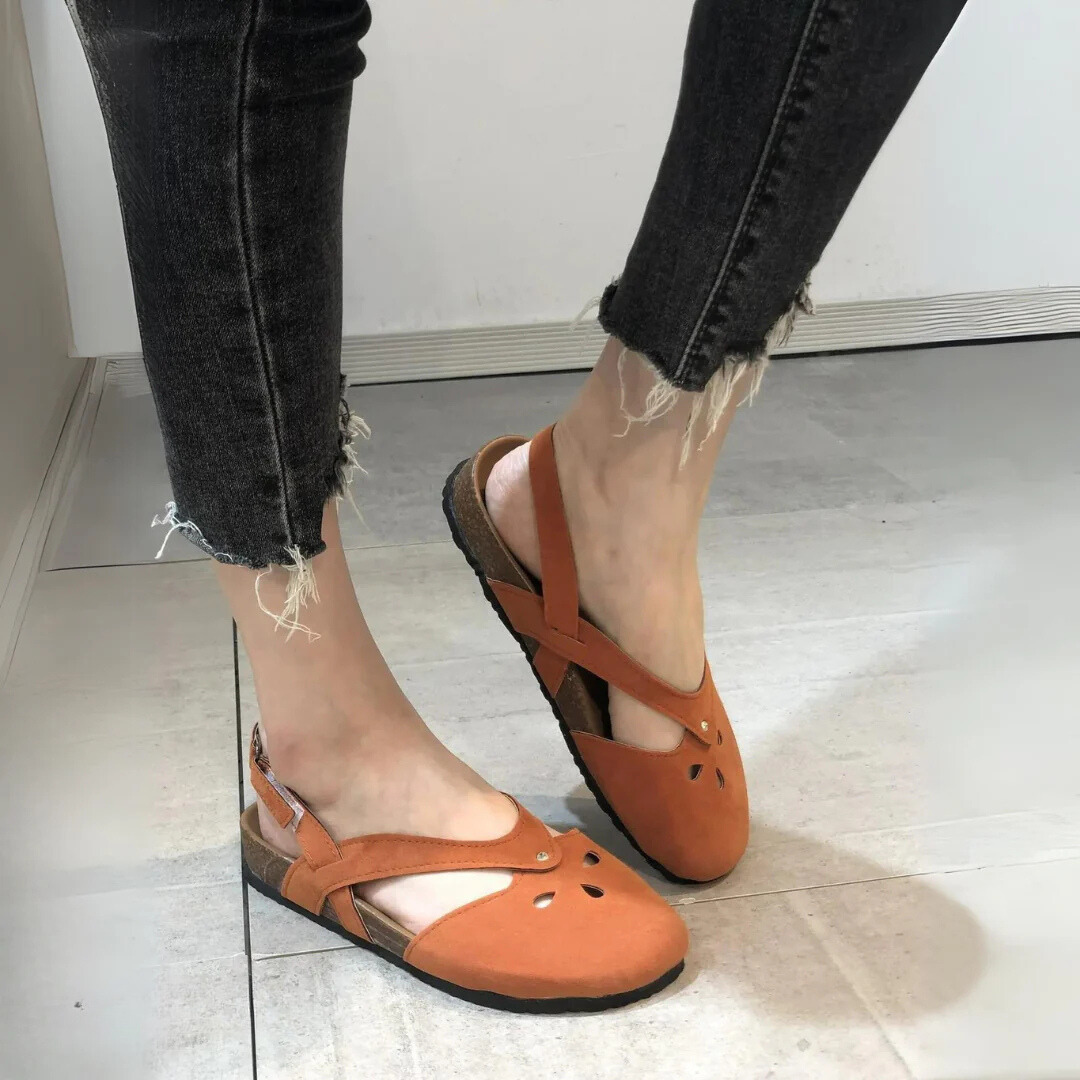 Maya - Closed-Toe Slingback Sandals