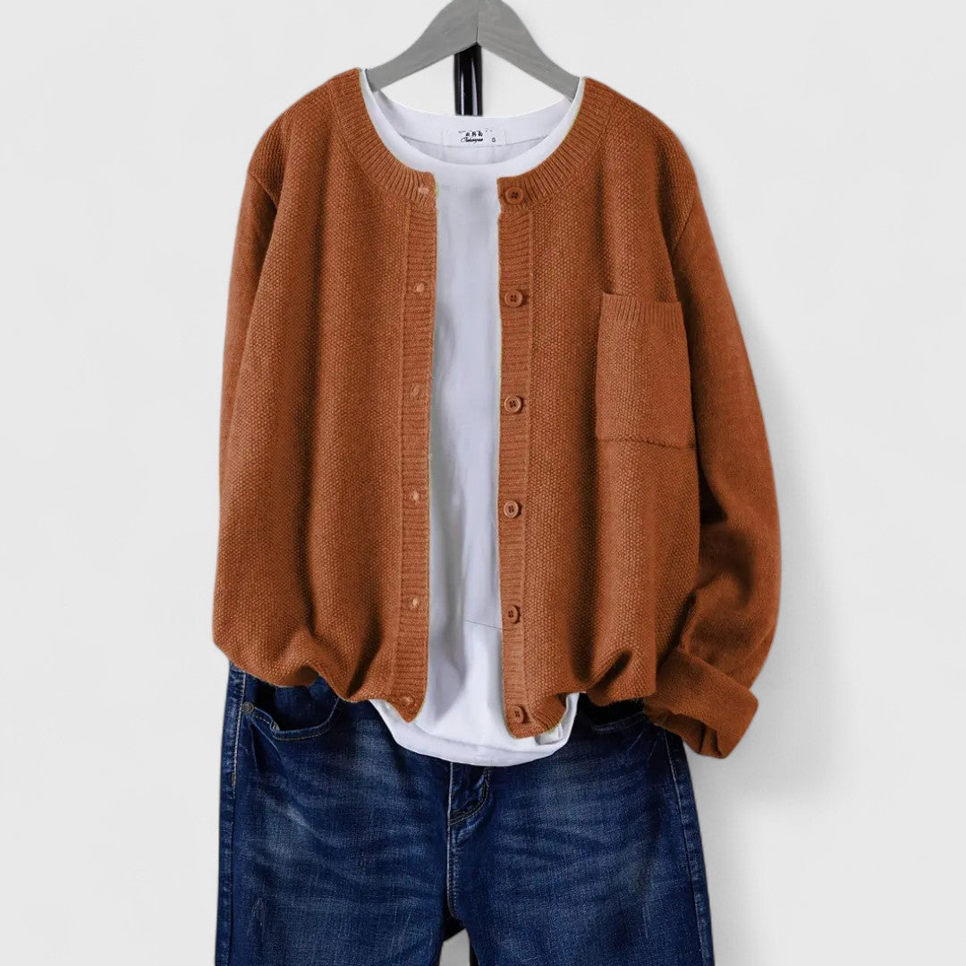 Clara - Casual Button-Up Cardigan