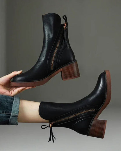 Valorine™ Black Leather Heel Boot