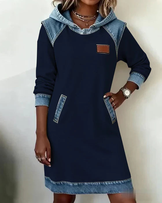 Lunariae - Casual dress with contrasting hood