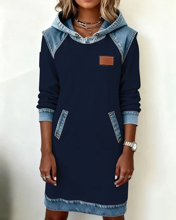 Lunariae - Casual dress with contrasting hood
