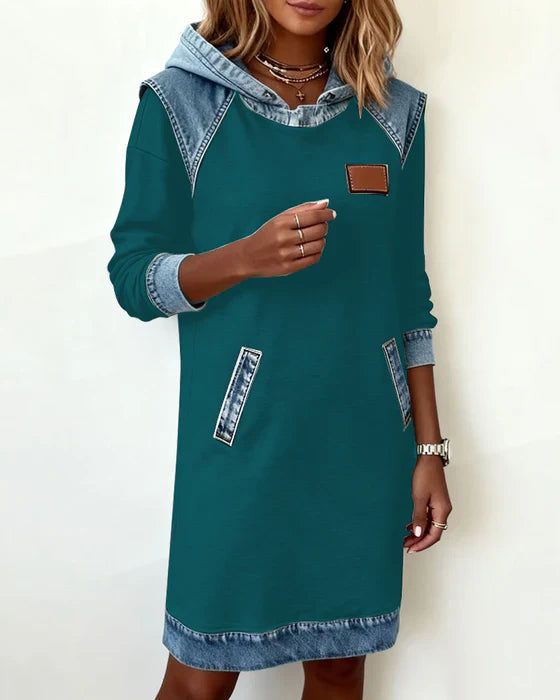 Lunariae - Casual dress with contrasting hood