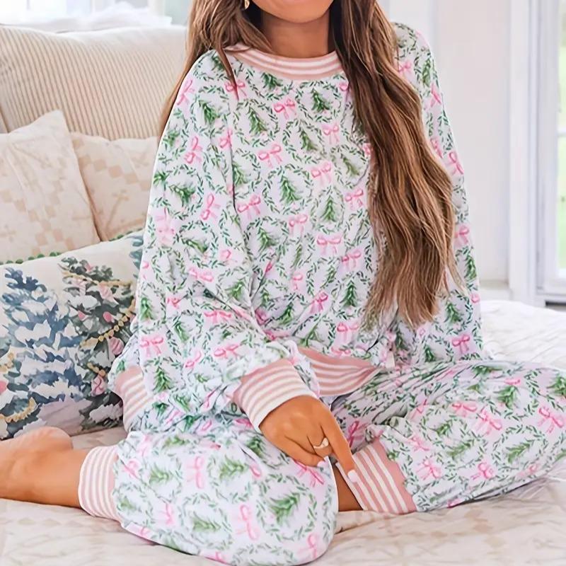 Holly™ - Cozy Christmas Bow Print Pyjama Set