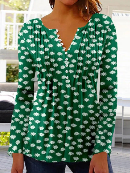 Judith - Scalloped V-Neck Blouse