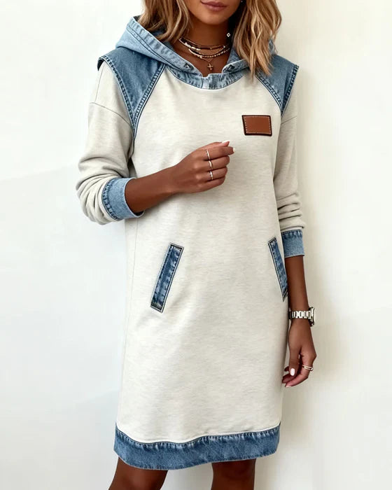 Lunariae - Casual dress with contrasting hood
