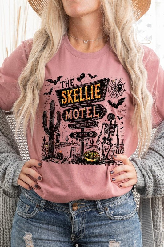 Skellie Motel Halloween Graphic Plus Tee