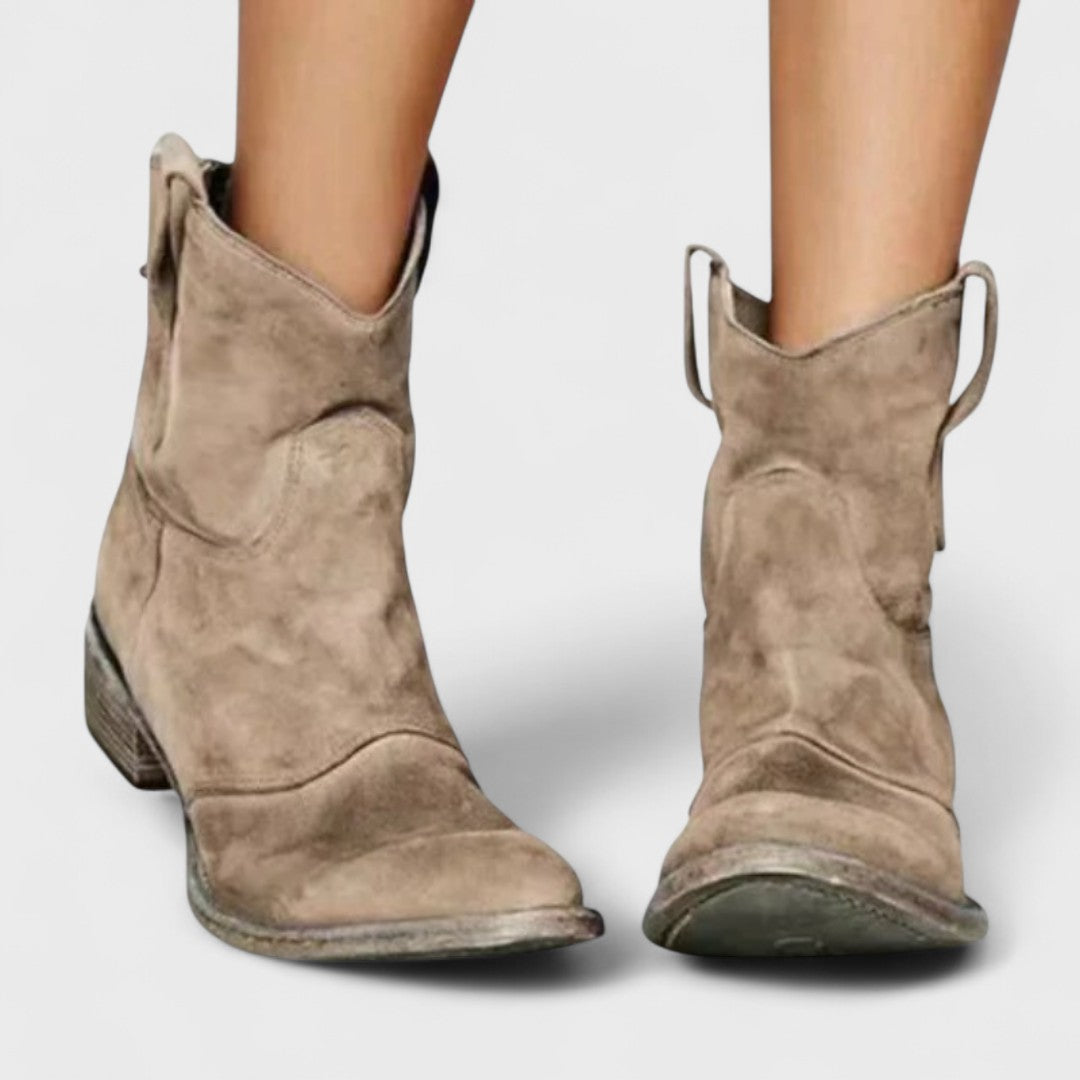 Carlotta - Timeless Ankle Boots