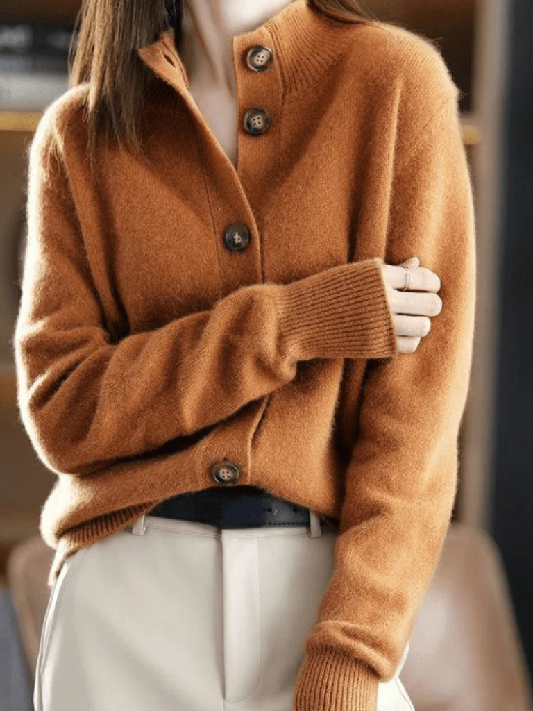 Olivia - Wool Cardigan
