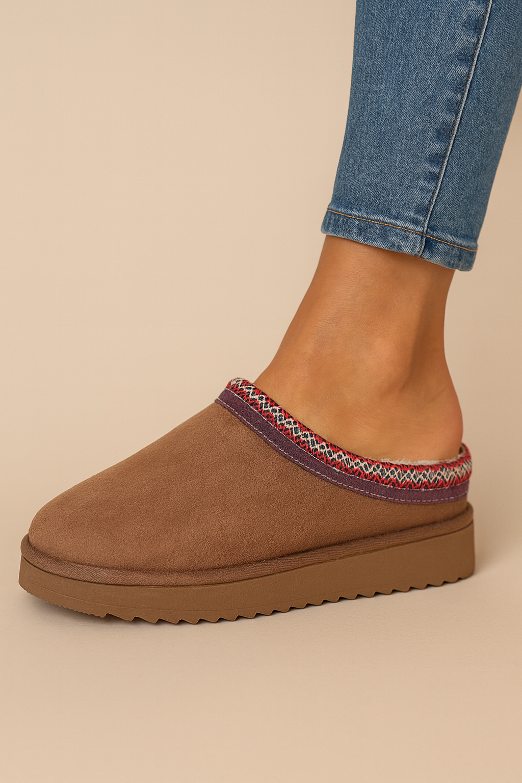Elenor Slip-On