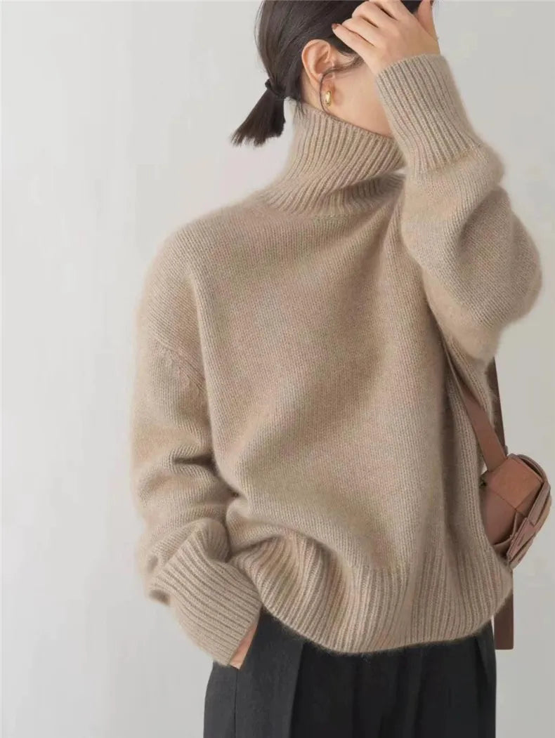 Elizabeth - Turtleneck Sweater