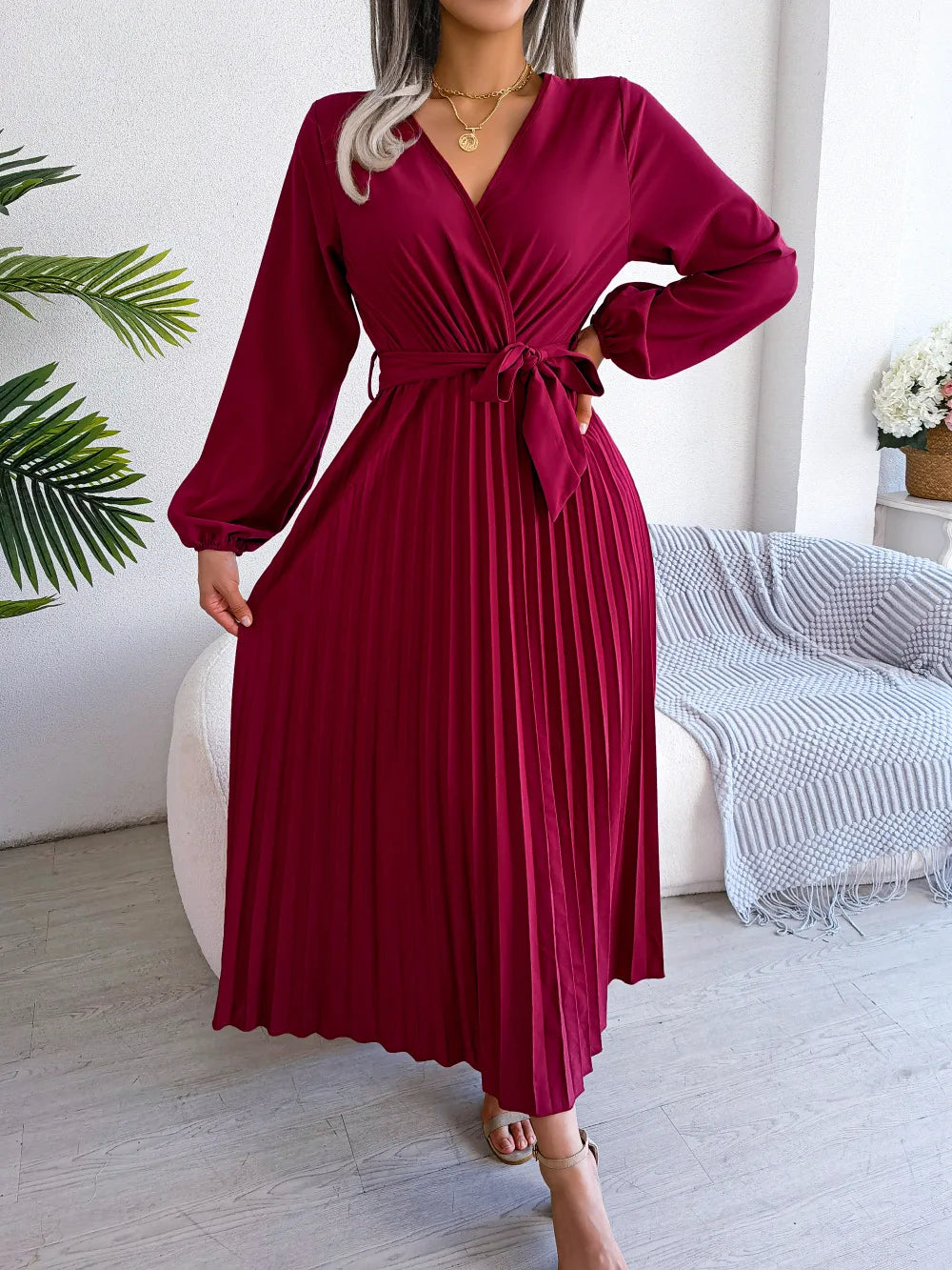 Ellie - V-Neck Maxi Dress