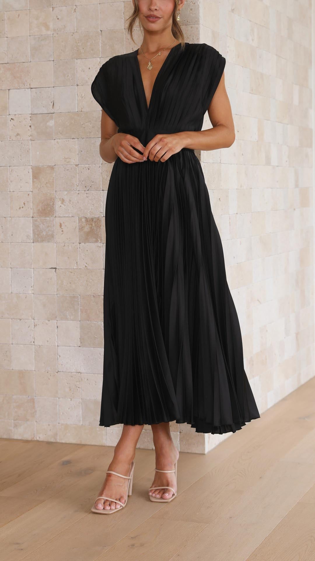 Stella - Pleated Maxi Dress