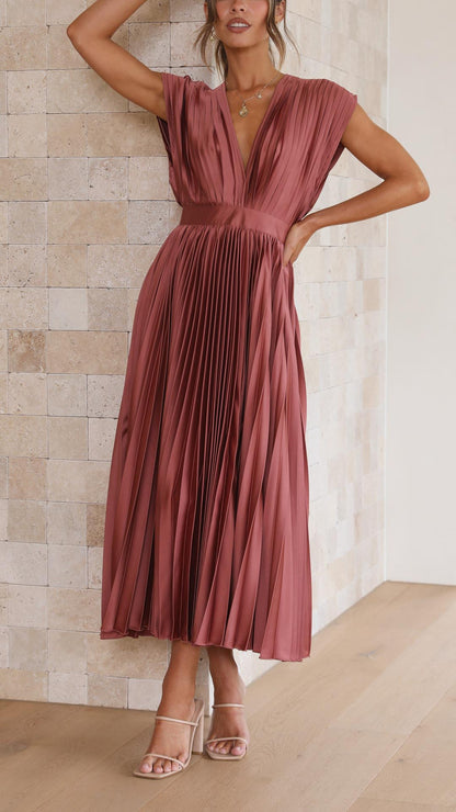 Stella - Pleated Maxi Dress