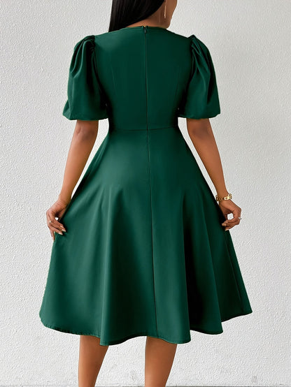 Clara Bloom | Refined Black Midi Dress